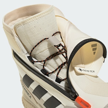 Boots 'Free Hiker 2' di ADIDAS TERREX in grigio