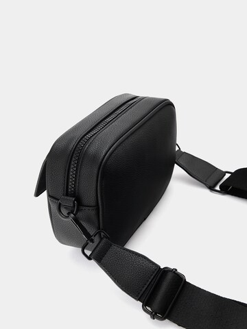 Sac à bandoulière Pull&Bear en noir