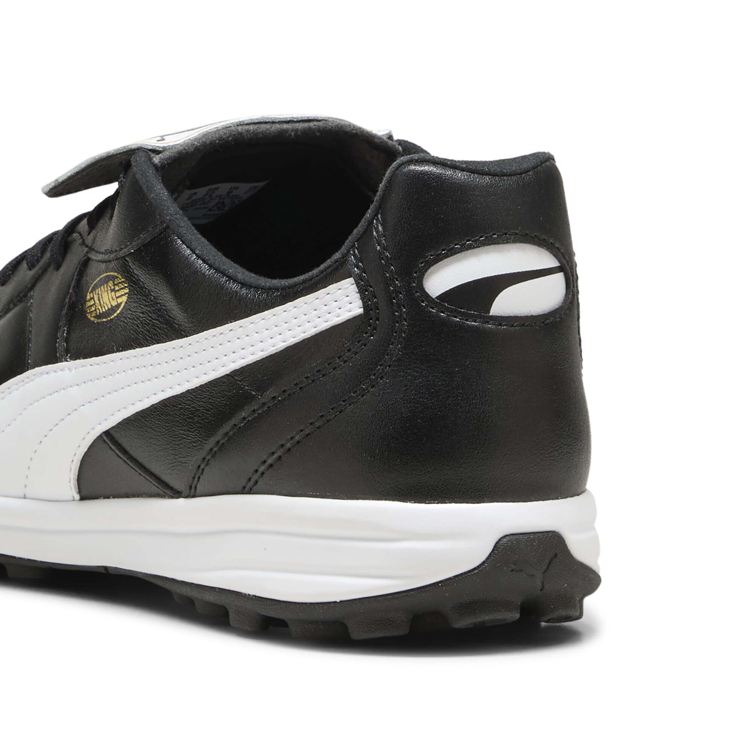 PUMA Soccer shoe 'King Top' in Black