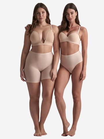 Bye Bra Shapinghose 'Uni Stretch Mid Waist Short' in Beige