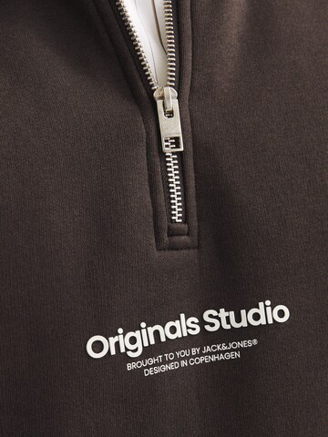 JACK & JONES Sweatshirt in Brown