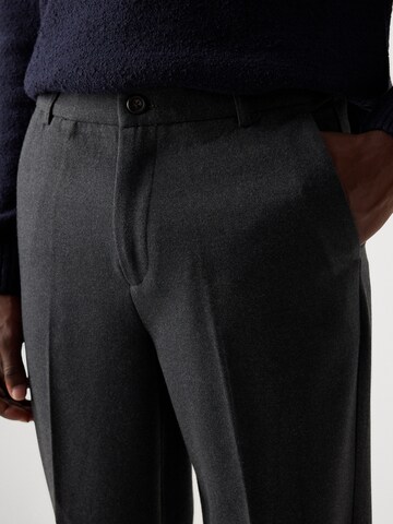 Lindbergh Regular Hose 'Superflex' in Grau