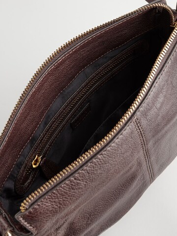 Next Umhängetasche in Braun