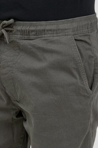 !Solid Tapered Hose in Grau