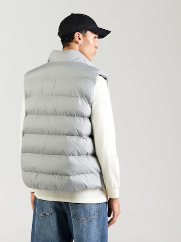 Gilet new balance en gris