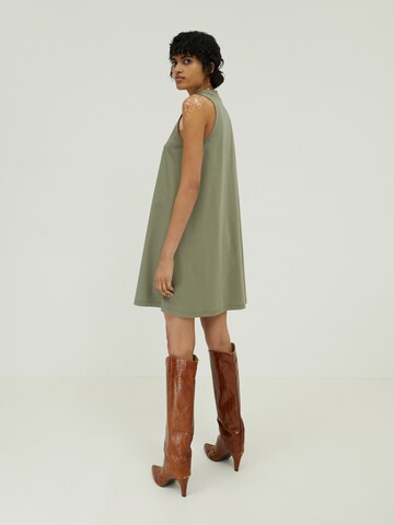 EDITED Dress 'Aleana' in Green