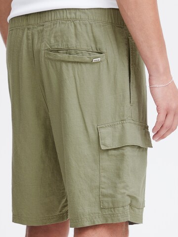 !Solid Regular Cargo Pants 'Ferris' in Green