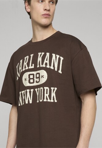 Karl Kani Tričko 'Heritage 89' – hnědá