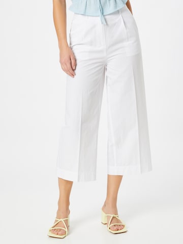 Sisley Loose fit Trousers with creases in White: front