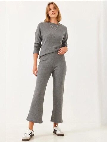 Bianco Lucci Pantsuit in Grey