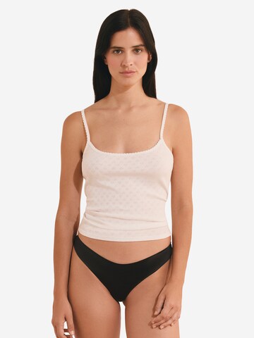 ETAM Thong 'Jeane' in Black