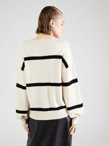 VILA Sweter 'RIL' w kolorze biały