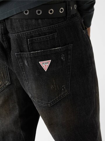 GUESS Loosefit Jeans in Grau
