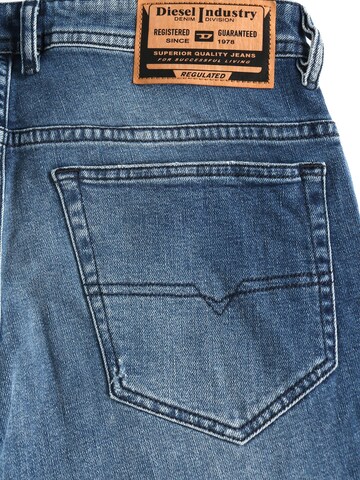 DIESEL Slim fit Jeans 'THOMMER-R' in Blue