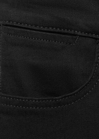 MANGO MAN Slimfit Jeans 'Patrick' in Schwarz