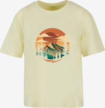 T-shirt 'Sonnenuntergang Berglandschaft' F4NT4STIC en jaune : devant