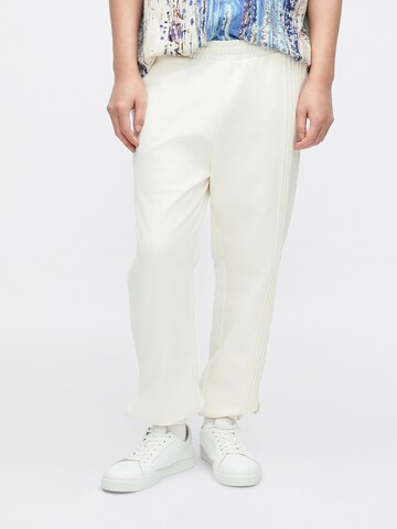 Carlo Colucci Loosefit Hose 'Fattor' in Weiß: Vorderseite