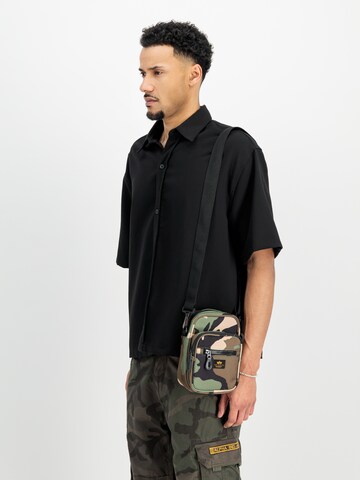 ALPHA INDUSTRIES Τσάντα ώμου σε πράσινο