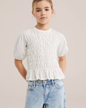 WE Fashion Pluus, värv valge: eest vaates