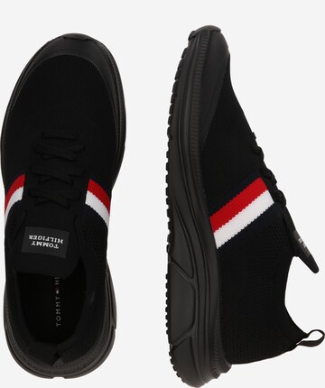 TOMMY HILFIGER Слипоны 'Modern Runner' в Черный