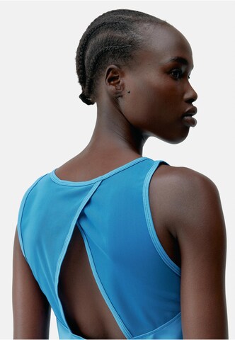 Born Living Yoga Sports top 'Daila' in Blue