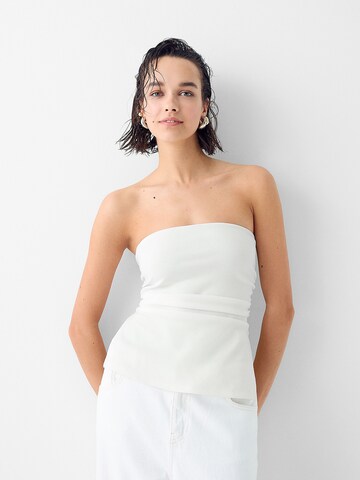 Bershka Top in White: front