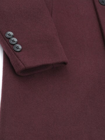 ALLTHEMEN Winter Coat 'Mantelruhe' in Red