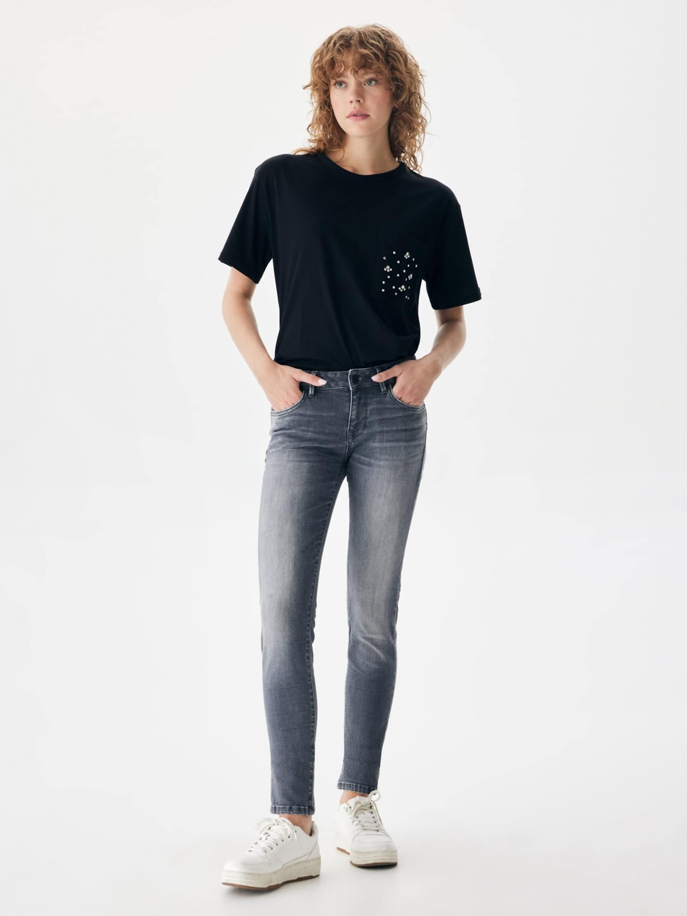 LTB Baggy Jeans 'Nicole' in Grijs: voorkant