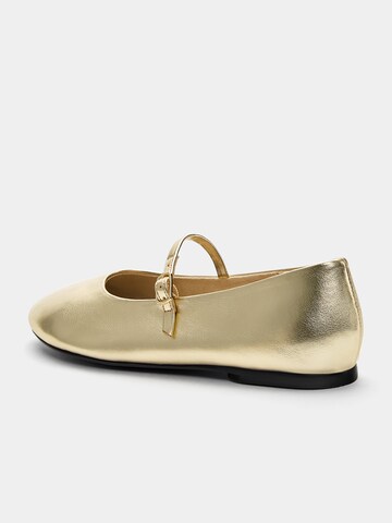 Ballerina con cinturino di Pull&Bear in oro