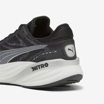 Sneaker de alergat 'Magnify NITRO 2 ' de la PUMA pe negru