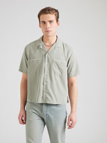 Abercrombie & Fitch Regular fit Srajca | zelena barva: sprednja stran
