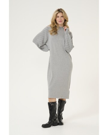 Robes en maille 'Nanna' Kaffe en gris : devant
