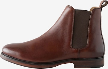 Next Chelsea boots i brun: framsida