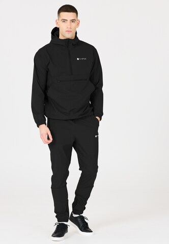 Virtus Tapered Sporthose 'Jayson' in Schwarz