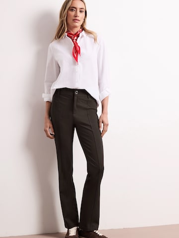 STREET ONE Bootcut Nohavice - Hnedá