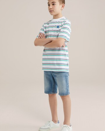Tricou de la WE Fashion pe alb