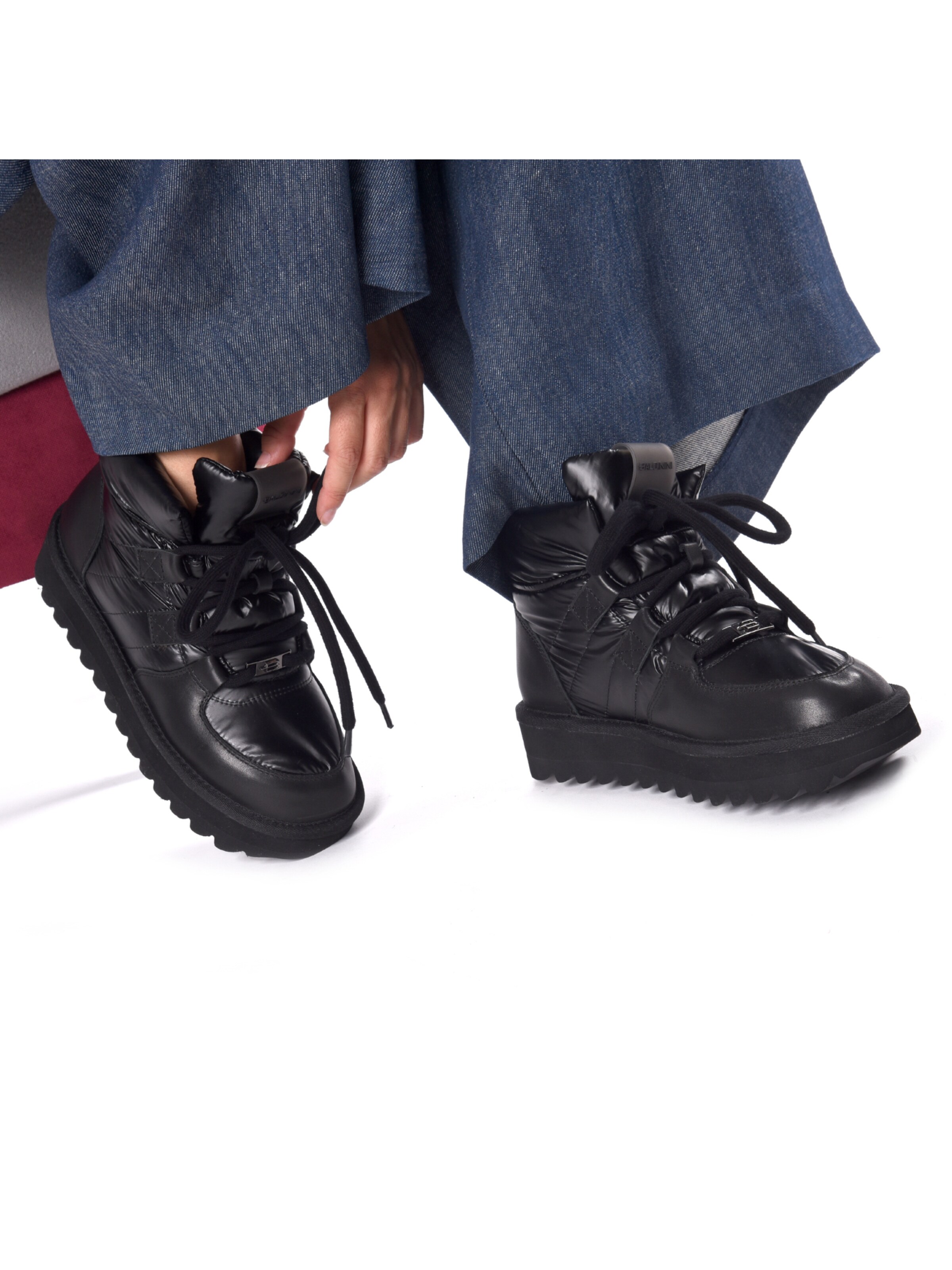 BALDININI Chelsea boots in Black: front