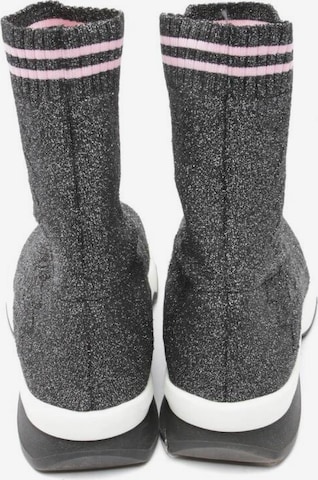 Fendi Dress Boots in 36 in Silver