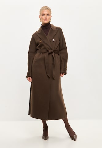 CESARE GASPARI Between-seasons coat in Brown: front