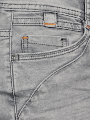 CECIL Slimfit Jeans 'Scarlett' in Grau