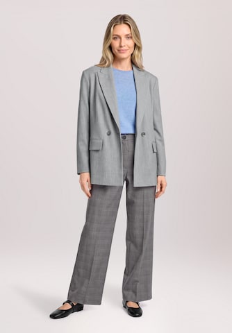 Coupe slim Pantalon Betty & Co en gris : devant