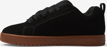 Sneaker bassa 'Court Graffik' di DC Shoes in nero: frontale