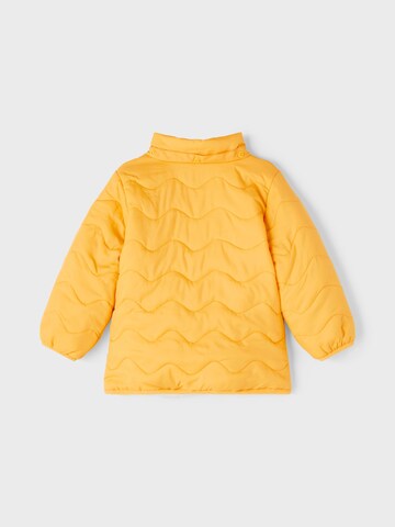 NAME IT - Chaqueta de invierno 'Maggy' en amarillo