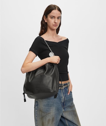 Liebeskind Berlin Pouch in Black: front