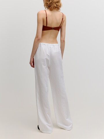 Wide Leg Pantalon 'Bjelle' EDITED en blanc