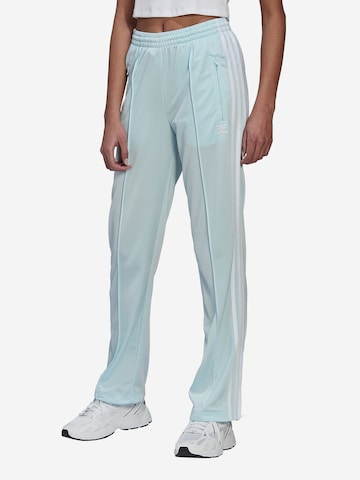 Loosefit Pantaloni 'Adicolor Classics Firebird Primeblue' di ADIDAS ORIGINALS in blu: frontale