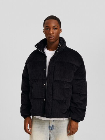 Bershka Jacke in Schwarz: Vorderseite