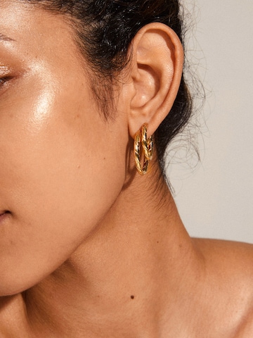 Pilgrim Earrings 'Love' in Gold: front
