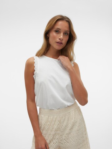 Top 'HANNE' di VERO MODA in bianco