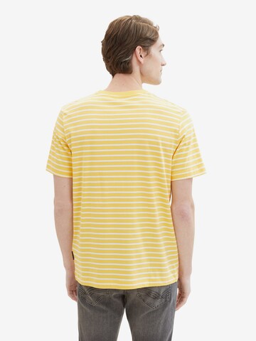 TOM TAILOR - Camiseta en amarillo